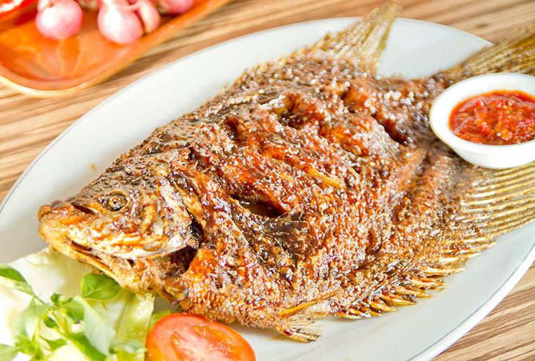 Gurami Bakar Cak Yu Gurami Bakar Cak Yu