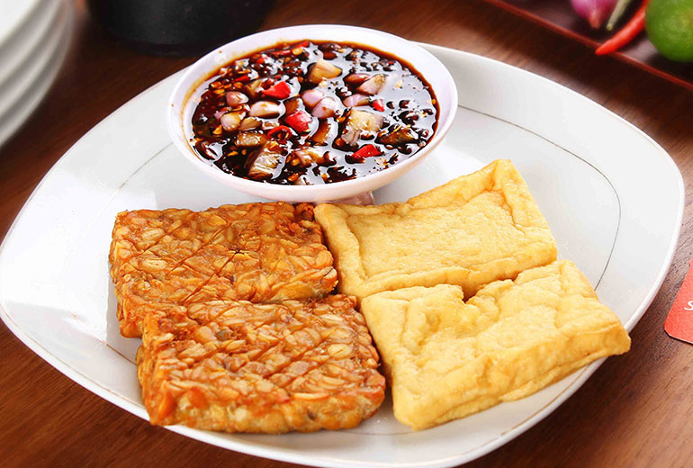 Tahu Tempe Goreng Sambal Kecap Cak Yu